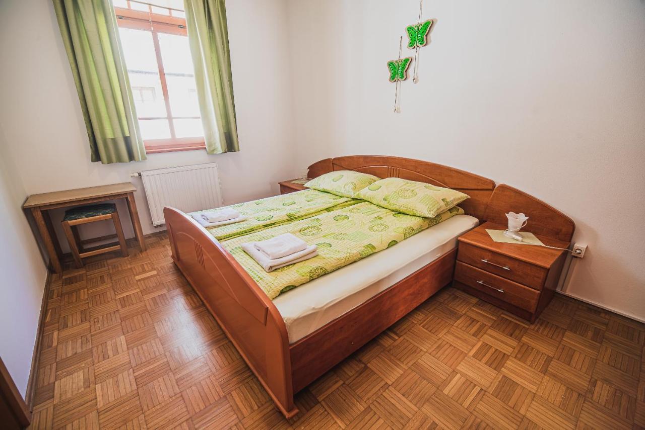 Apartments Rombon Klavdij With Free Onsite Parking Bovec Exterior photo