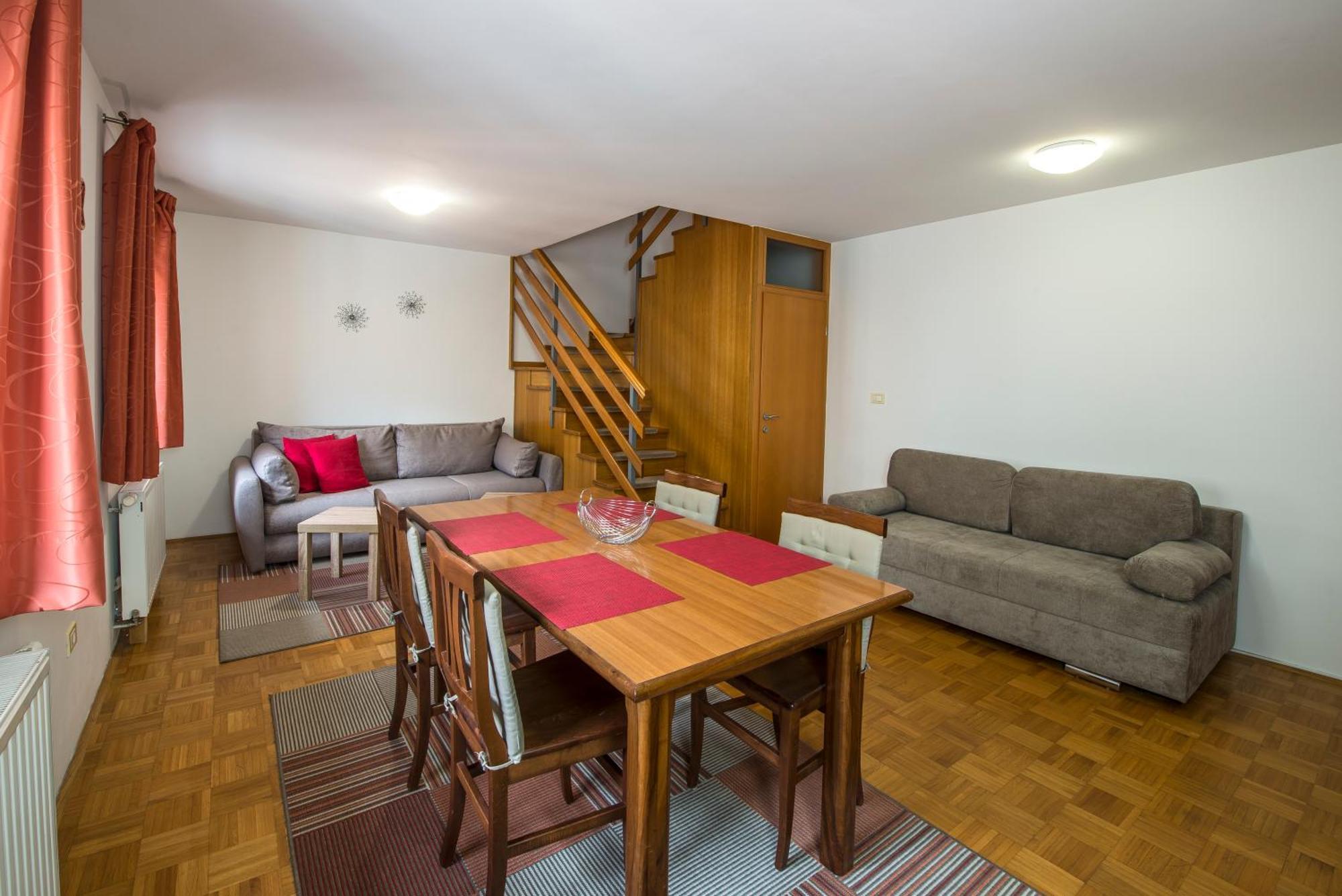 Apartments Rombon Klavdij With Free Onsite Parking Bovec Exterior photo